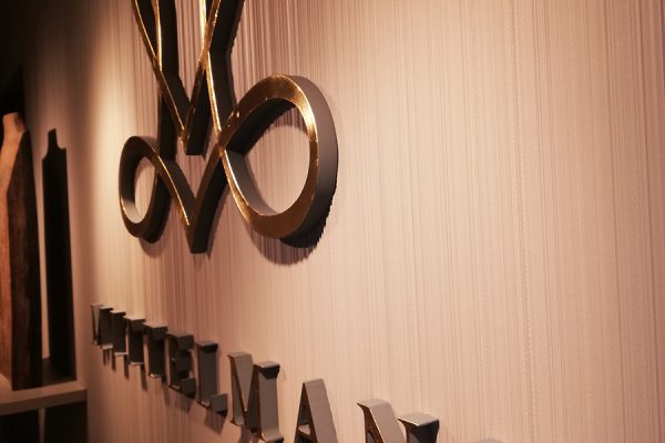 Blattvergoldung mit 3D Buchstaben