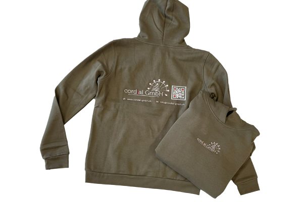 Hoodie mit Stick & QR-Patch