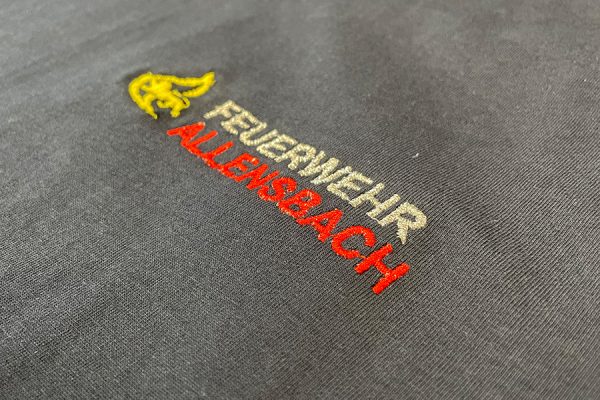 Individuelle Logo Stickerei T-Shirt