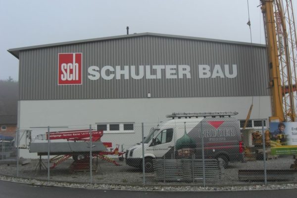 Metallbuchstaben & Logo für Bauunternehmen
