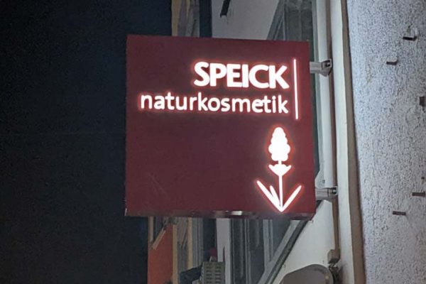 Werbeausleger mit LED-Beleuchtung